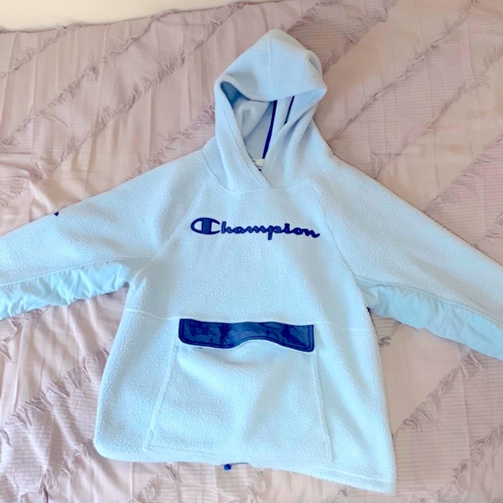 Fits medium, Champion fleece hoodie. never worn.